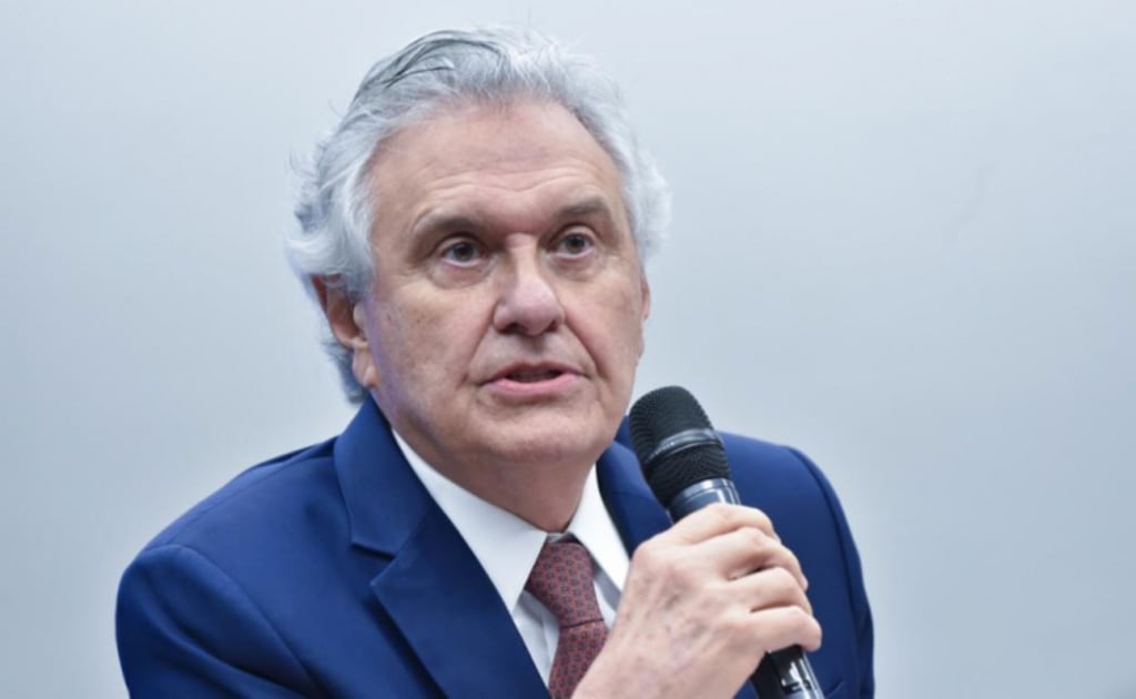 Caiado enquadra Flávio Bolsonaro por áudios de R$ 134 milhões e arranca como o "voto ético" da direita para 2026